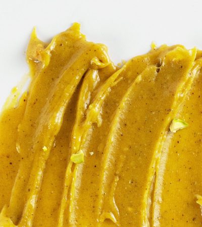 Cremă de miere cu fistic si vanilie